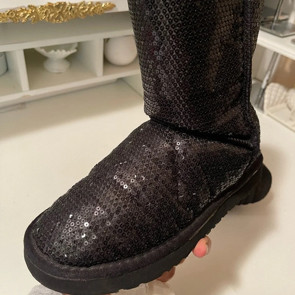 COPY -  beautiful shiny sparkle boots. black color - Picture 11 of 13